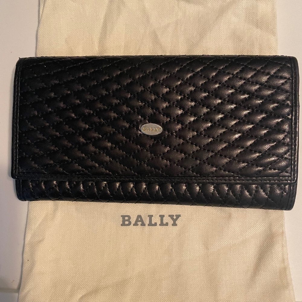 Bally of Switzerland ladies wallet Vintage